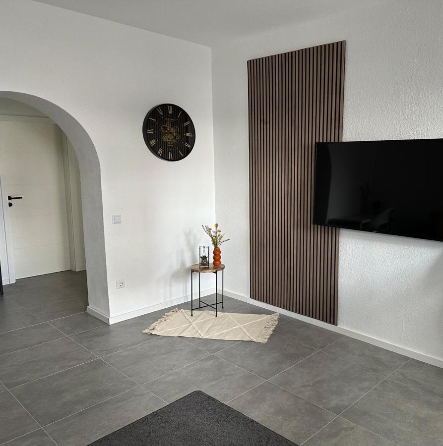 Appartment Florida Naehe Duesseldorf, Messe, Hbf, City, Wifi, Helios Hospital クレーフェルト エクステリア 写真